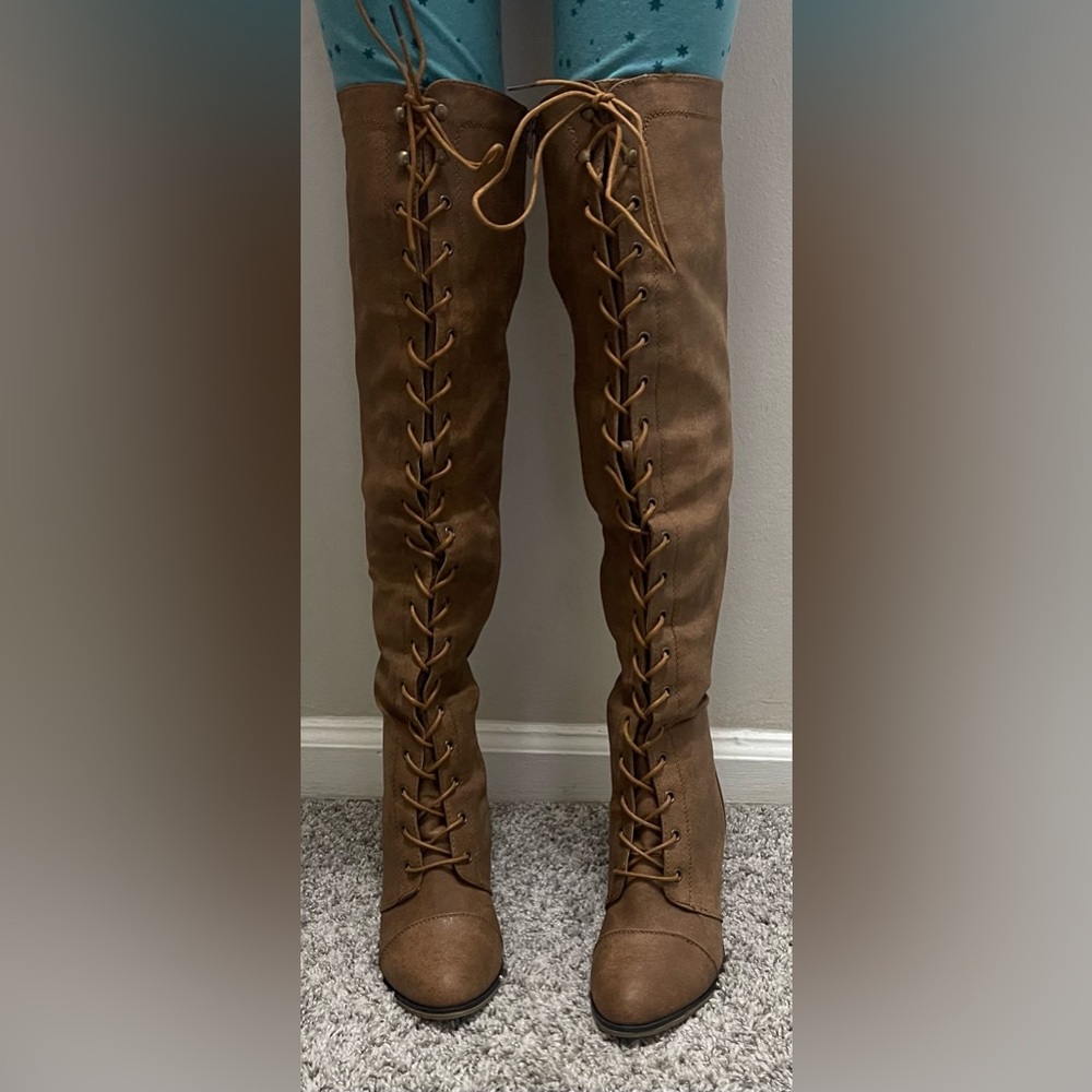 Brown Lace-Up Women's Boots